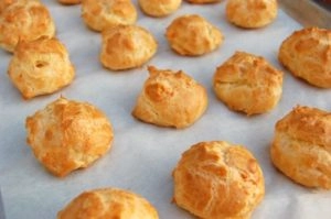 gougeres.jpeg